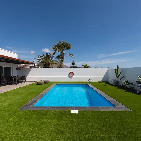 Superior In Lanzarote Mt Villa